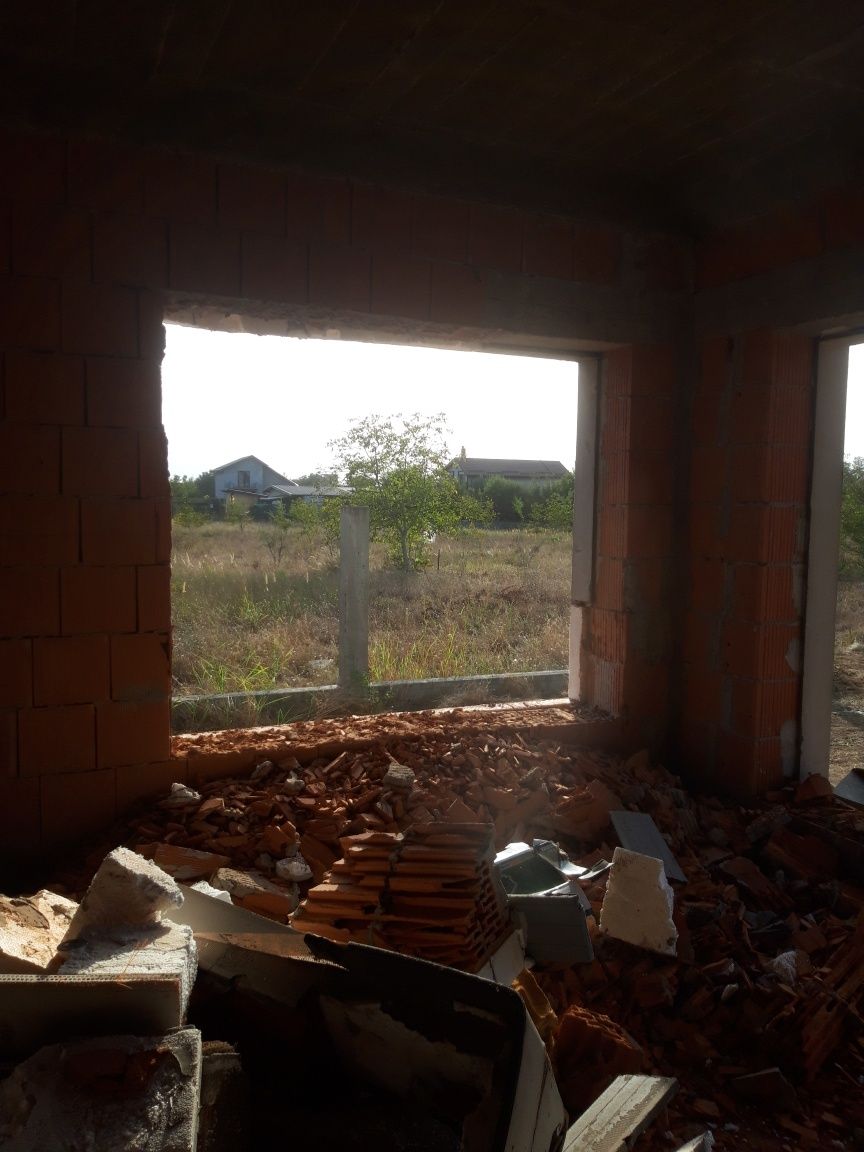 Taiat Decupare Taiere Pereți Beton armatDecopertare Gresie-F CONSTANTA