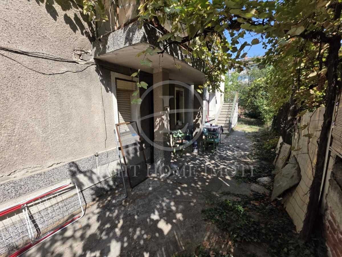 Реф. 2788 Къща на калкан / Младежки Хълм