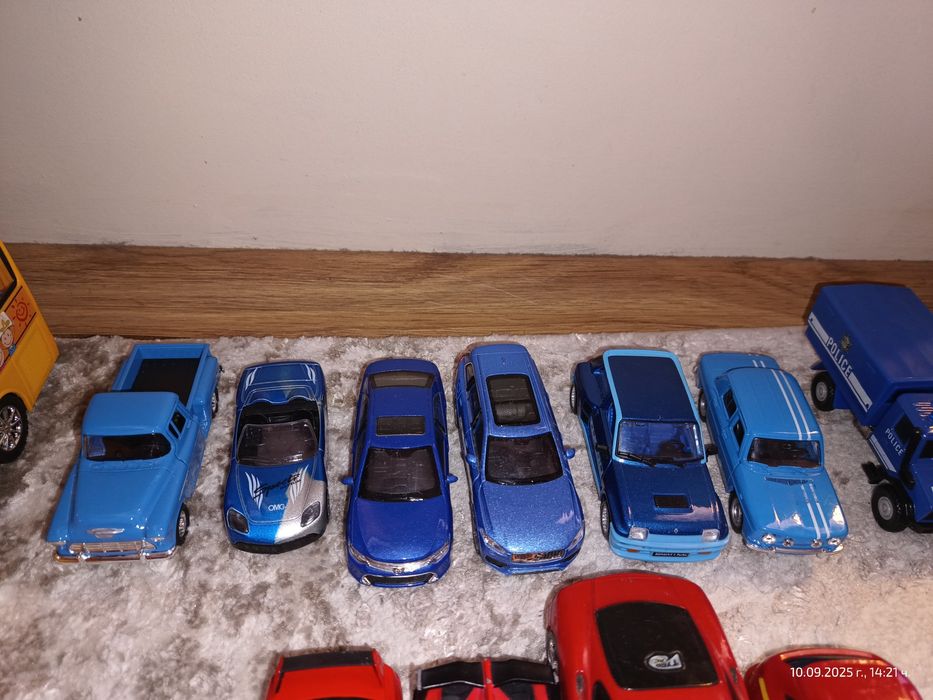 Лот метални маркови колички