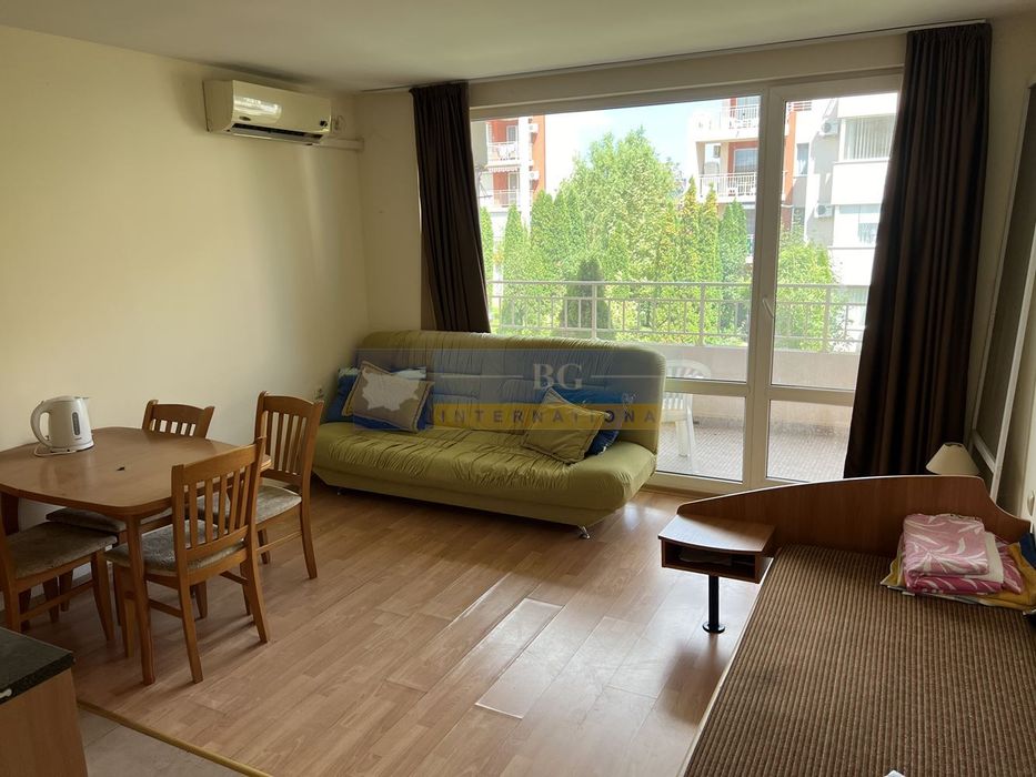 Продава се Едностаен апартамент в к.к. Слънчев бряг - 35 кв.м за 1140 €/кв.м - Снимка #2