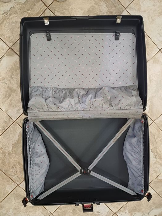 Голям куфар Samsonite