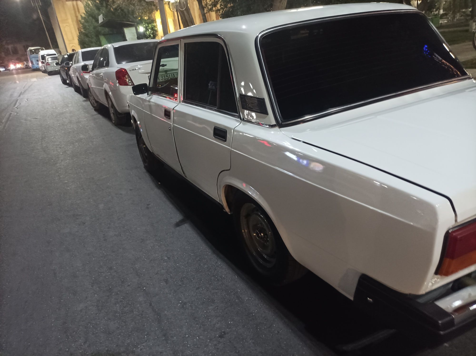 Lada kujggllhhkkbh