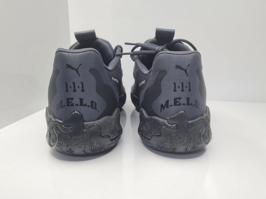 Кецове Puma MB 3.0

Чисто нови с кутия.

Размер 43 стелка 28 см.
Разме