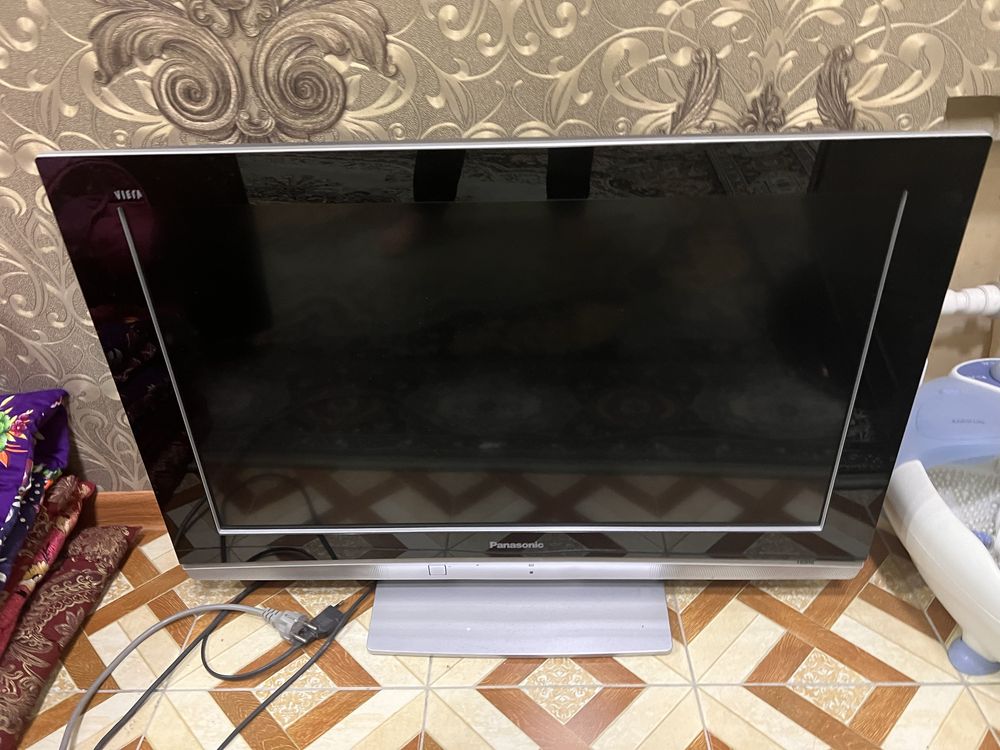 Телевизор Panasonic 32 дюйма