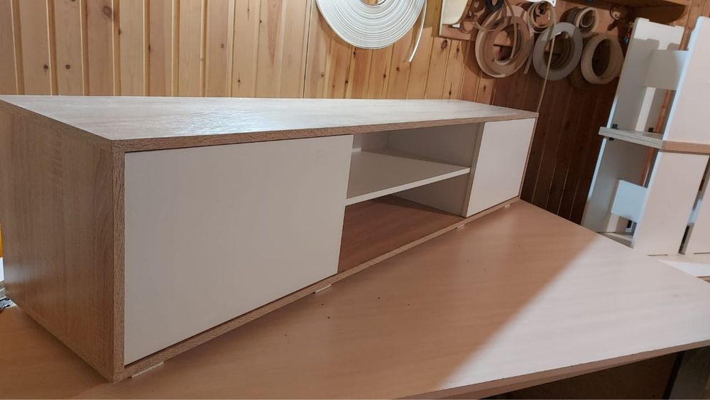 Тумба под телевизор