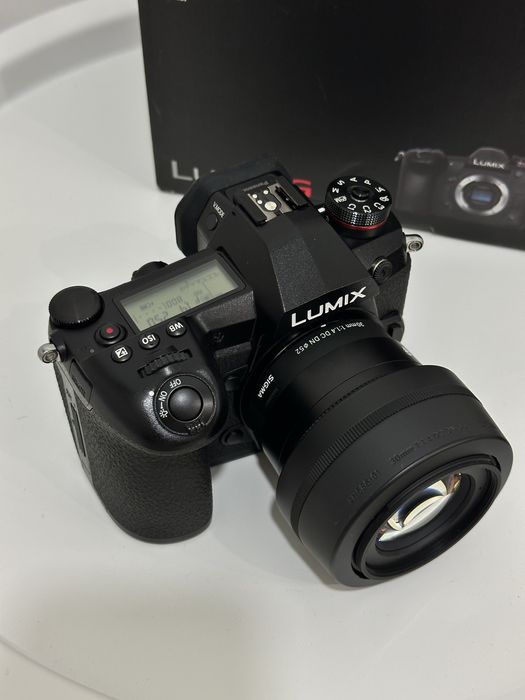 Беззеркальный фотоаппарат Panasonic DC-G9EE-K