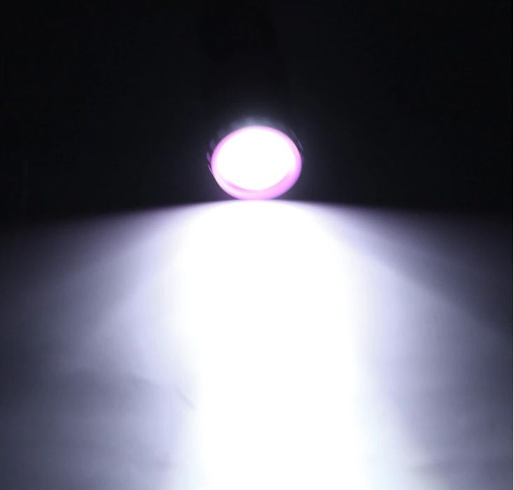 Алуминиево фенерче с вградена батерия