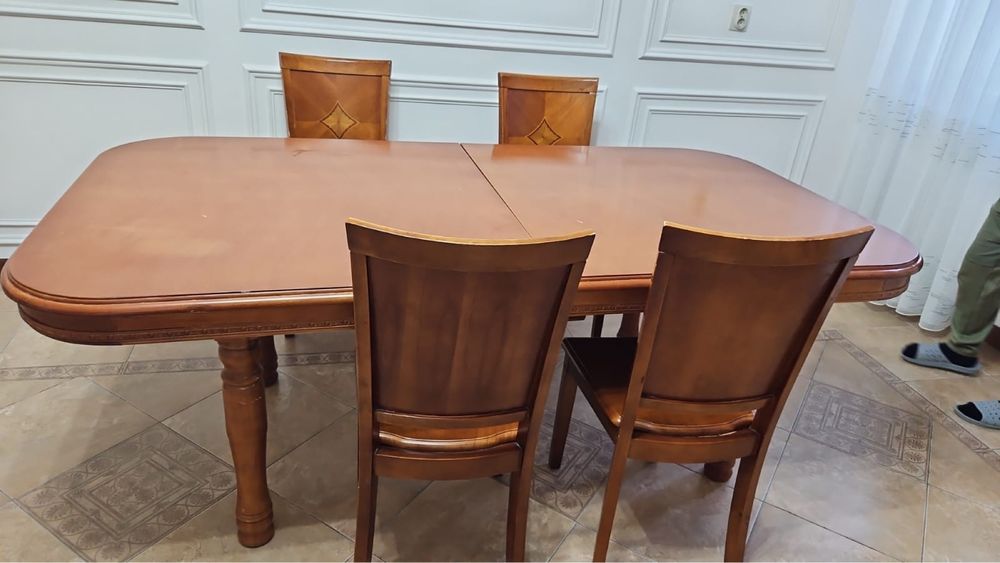 Стол со стульями раздвижной  210×110 в собранном виде
