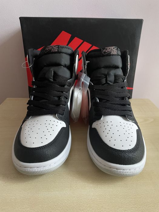 Nike Air Jordan 1 Retro High OG 43н. 27.5 см