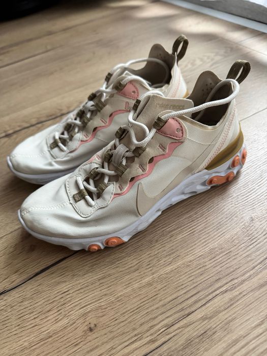 Дамски маратонки NIKE