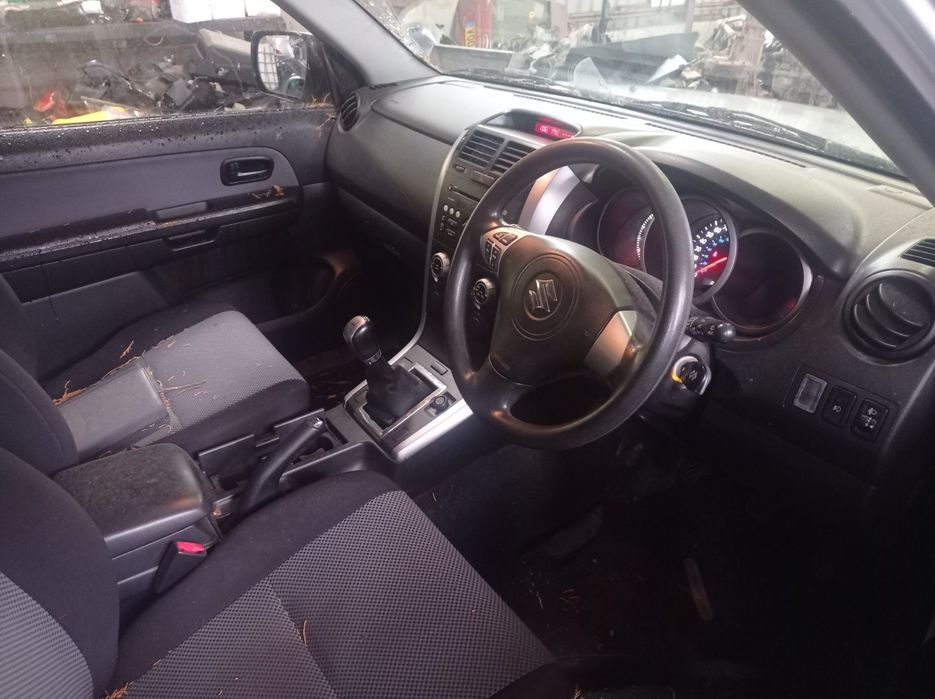 Suzuki Grand Vitara 1.6 106 ks
