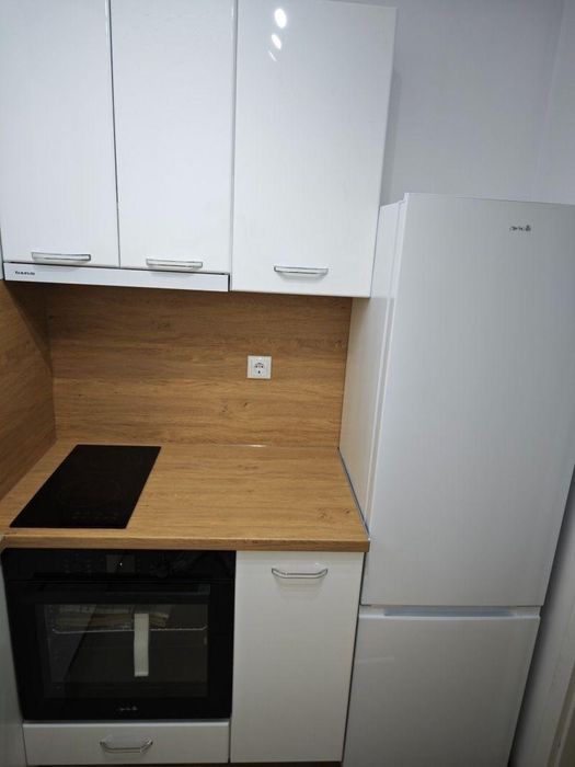 Дава се под наем Тристаен апартамент в София, Връбница 2 - 102 кв.м за 749 € - Снимка #2