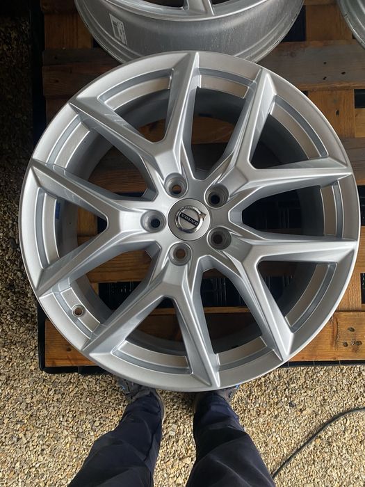 18 цола 5 х 108 мм Волво , Volvo XC 60 , XC 40