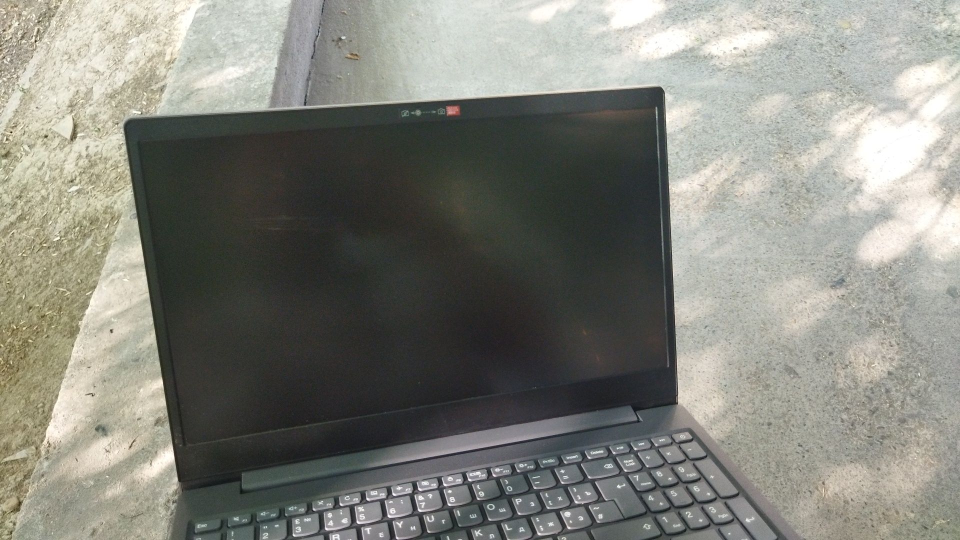 ПРОДАМ Lenovo Офисный Ноутбук