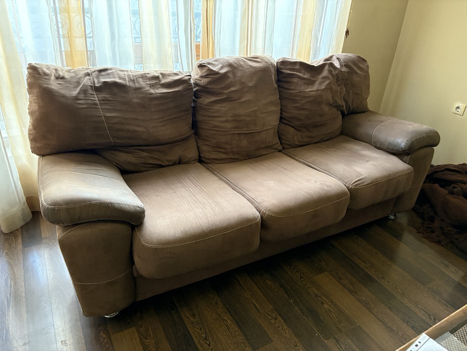 Диван ,тройка двойка и фотьойл