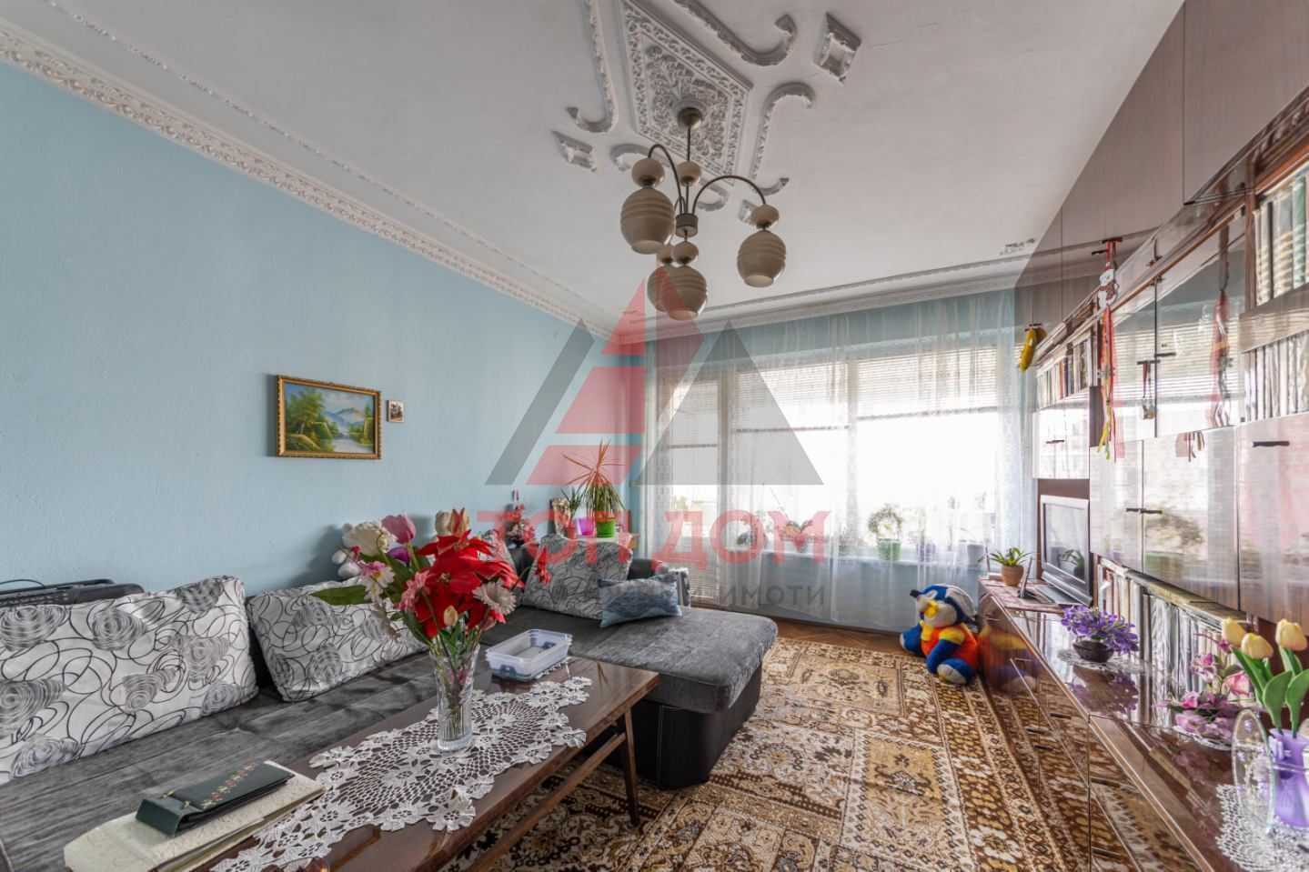 ЕКСКЛУЗИВНО!Тристаен!кв.Възраждане 2!Площ 92кв.м.!Осми етаж!Код74796