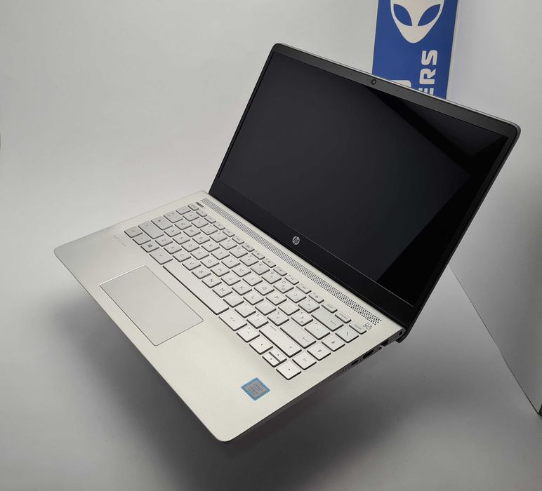 HP Pavilion 14-BF018NF  i5 7200U/8GB/256SSD/FHD/Подсветка