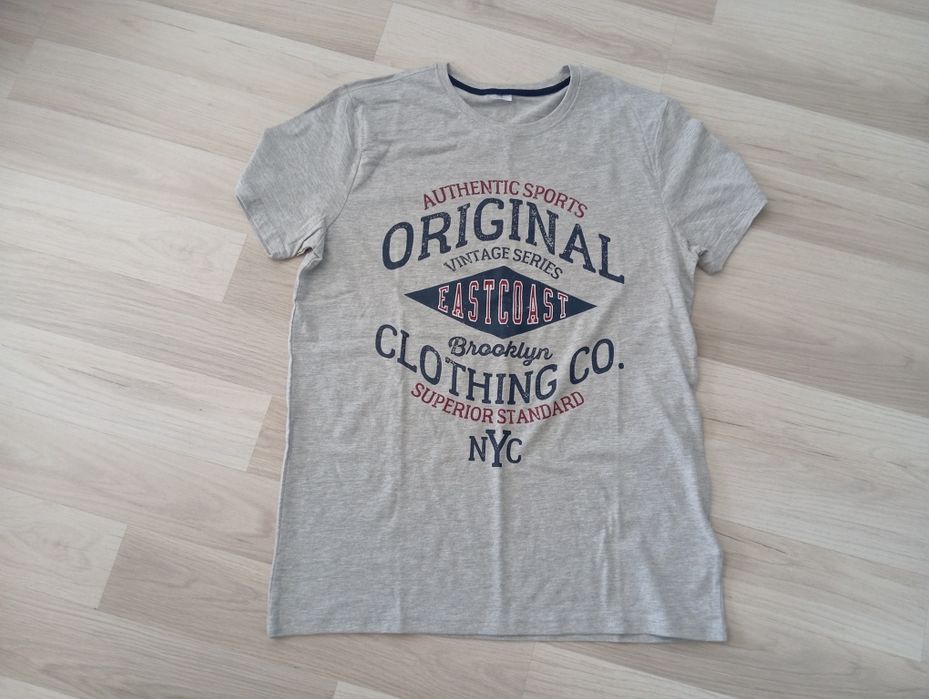 Тениска L размер