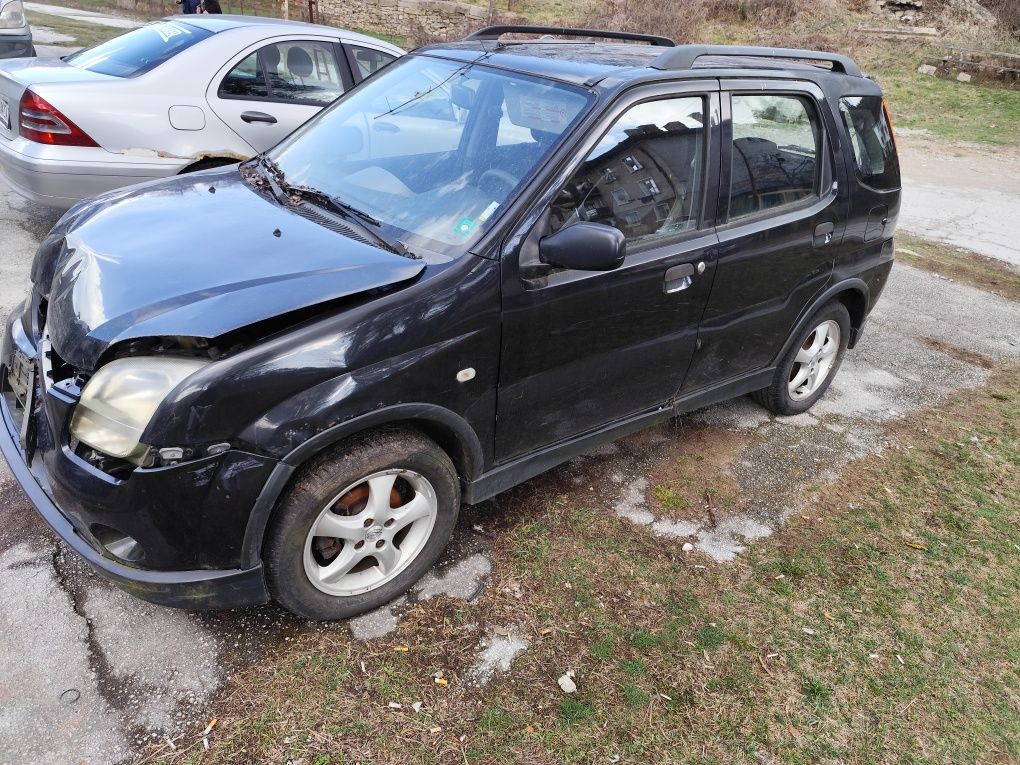 Suzuki Ignis 1.3 DDIS на части