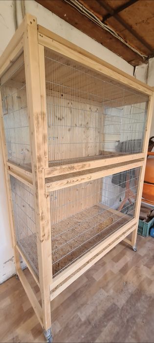 Vand colivie mare, voliera pt canari,cinteze, papagali !