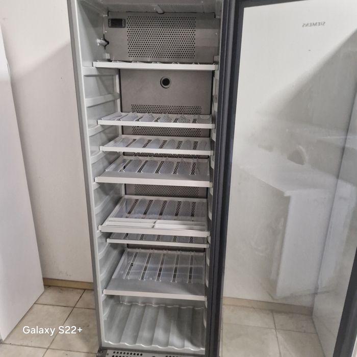 Охладител за вино SIEMENS KS38WA40/iQ700