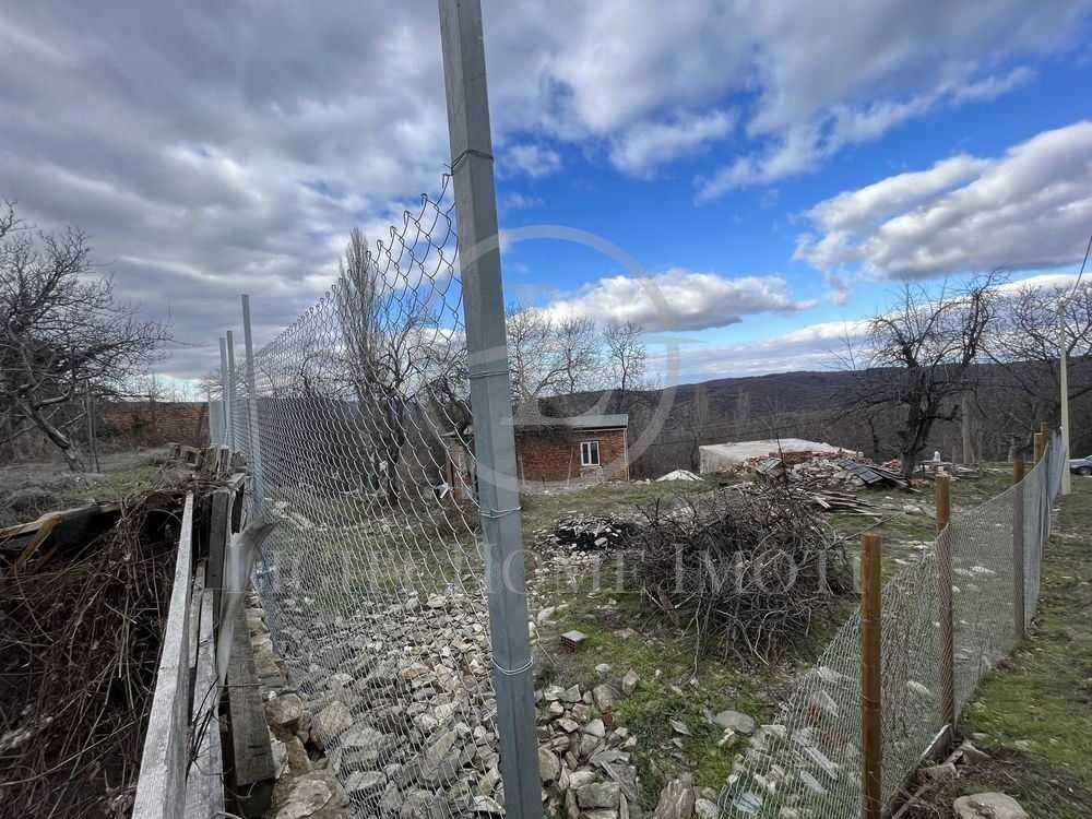 Реф. 2162 Парцел в регулация / с. Извор