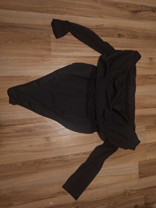 Черно боди с паднали рамене