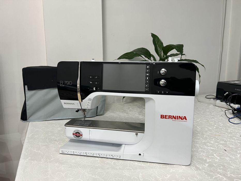 Швейная машина Bernina 790 Plus с вышивальным модулем