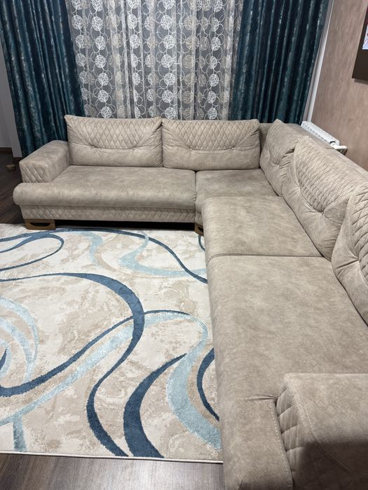 Coltar living cu 5 perne decor