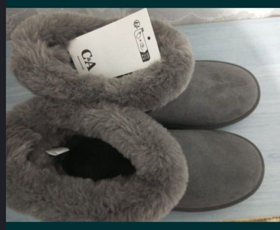 Cizme cu blană mărimea 41, marca C&A