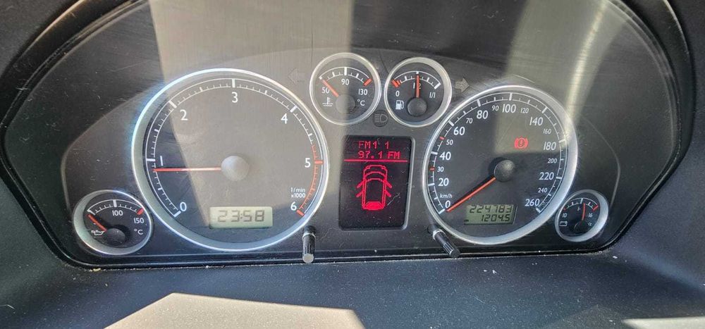 Vand Volkswagen Sharan 4x4    1.9 Tdi~116 Cp 7 Locuri