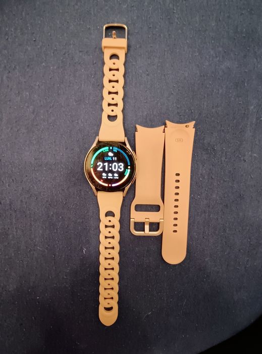 Samsung Galaxy Watch4 40mm LTE (SM-R865)