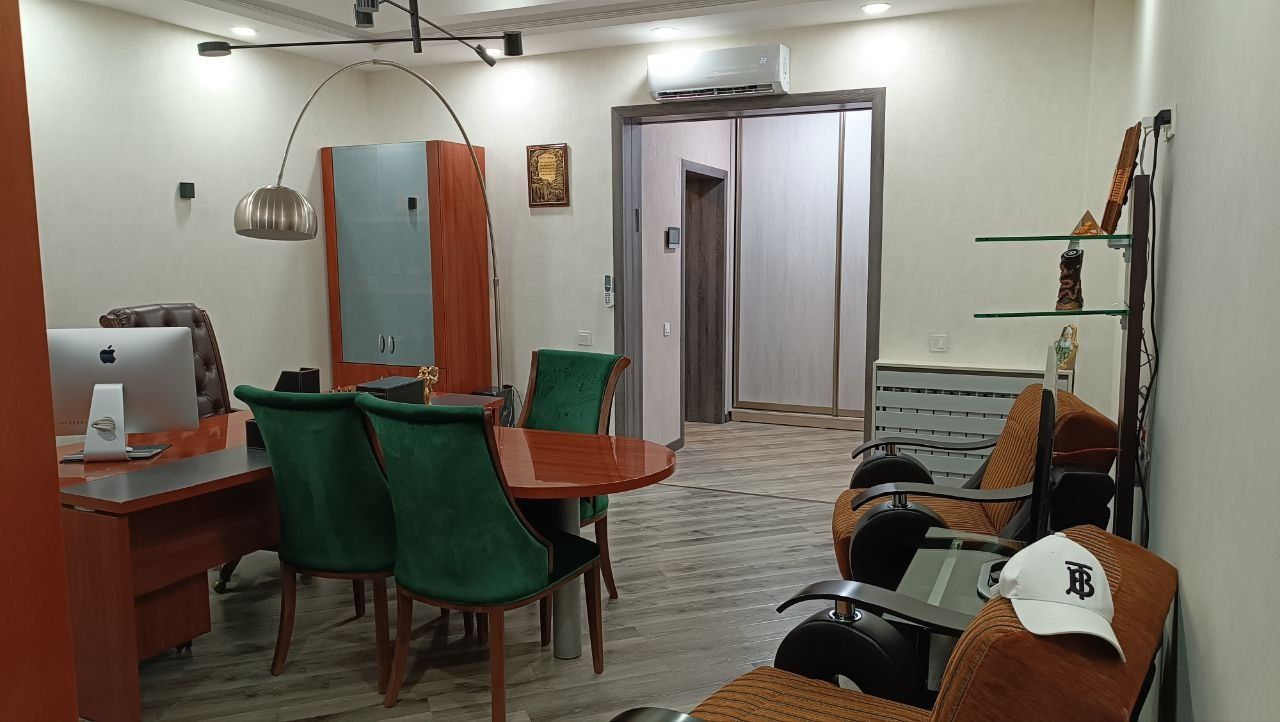 срочно сдается нежилое офис 120м2 4-комн метро буюк ипак йули