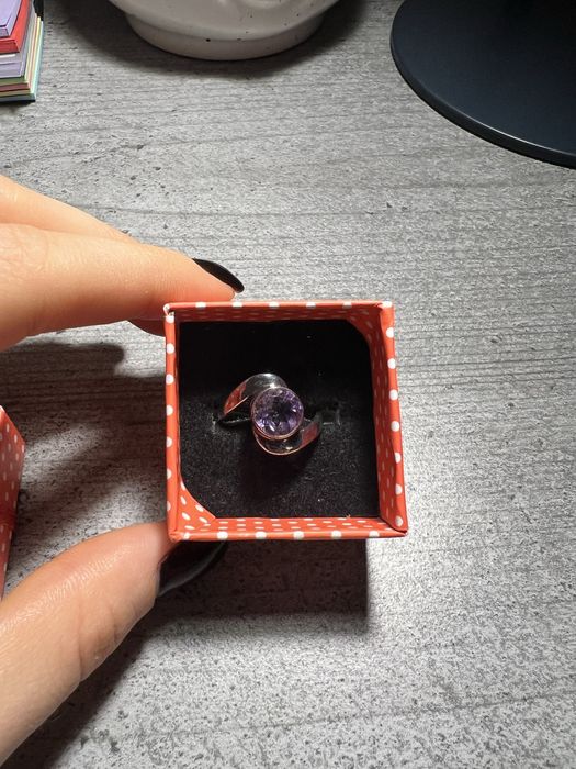 Inel de argint cu model deosebit