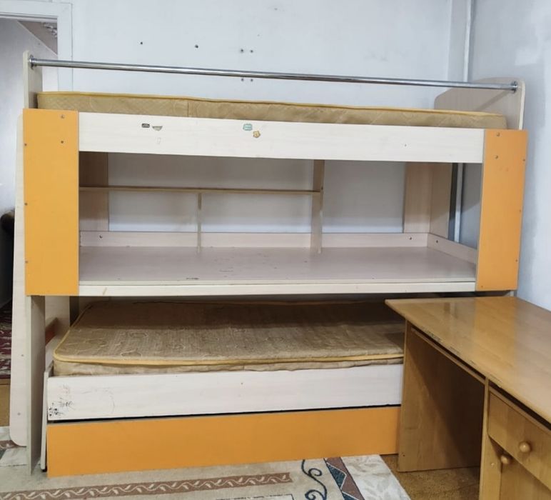 Продам детскую кровать, двухъярусная
