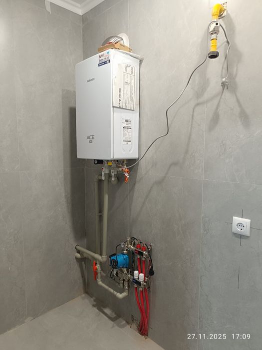 Продам коллектор теплого пола новый с расходомером.  Сантехнические ра