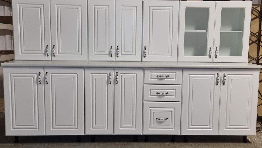 Mobila de bucatarie noua 2.6 m cu fronturi mdf