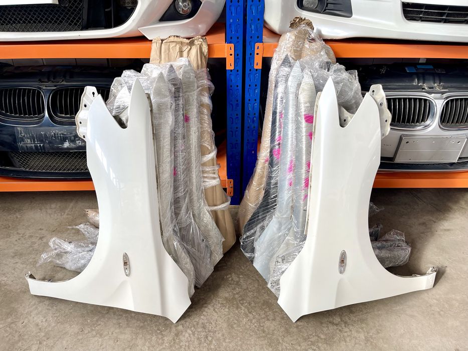 Крыло на Camry 30 35 40 Камри 35 40 45