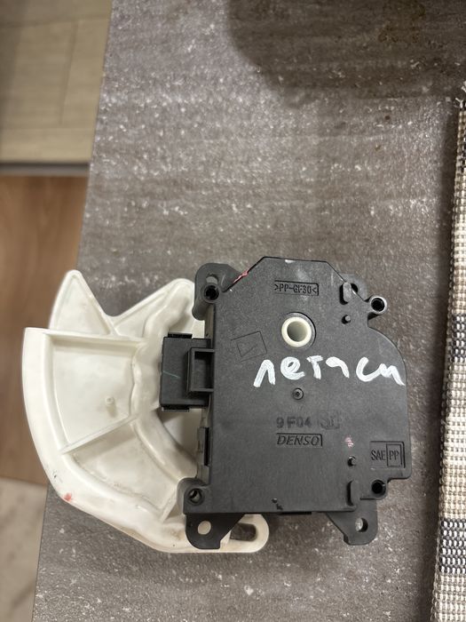 Моторче клапи парно за субару легаси