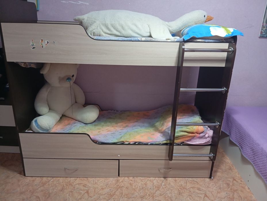 Продам кровать 2 х ярусную
