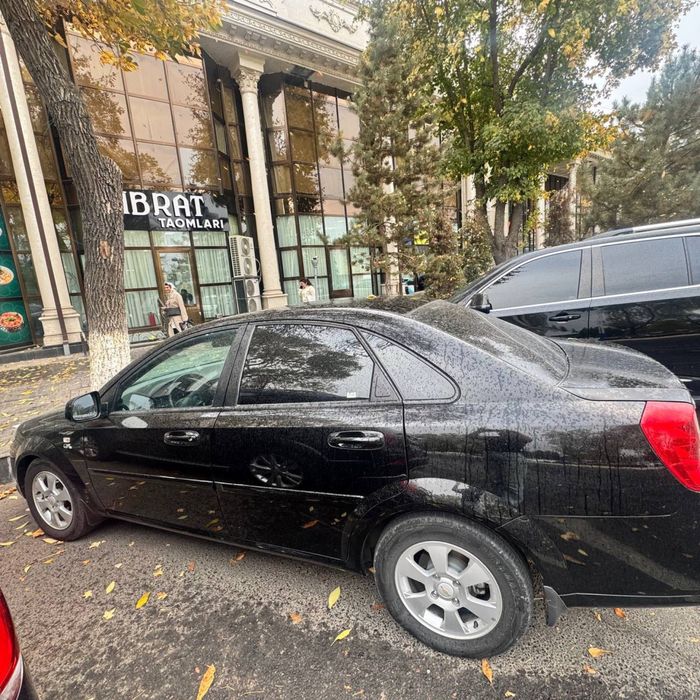 GENTRA 2023 yil probeg 43.000 km