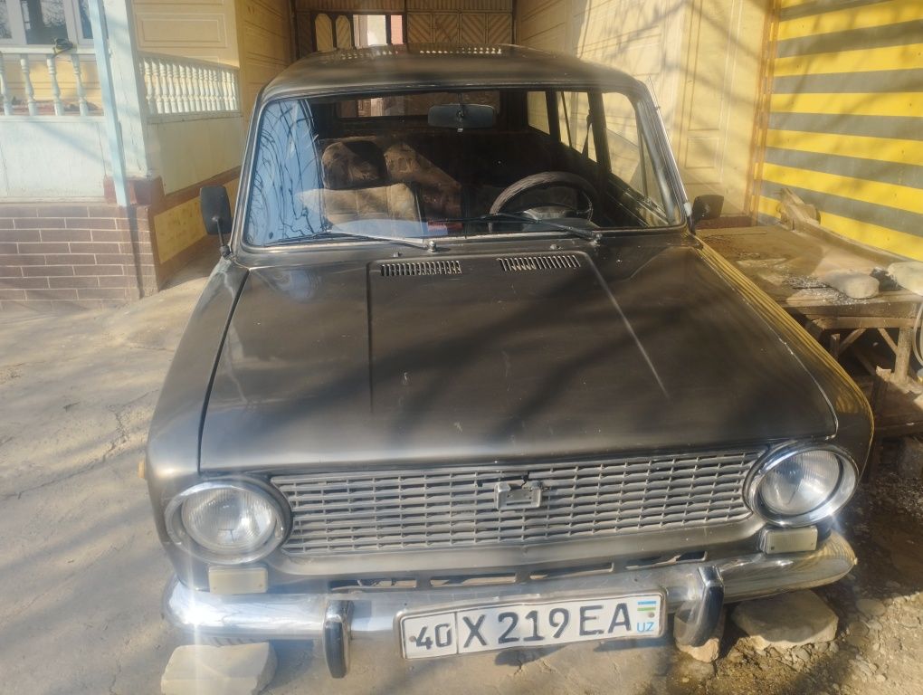 Ваз 2102 сотилади