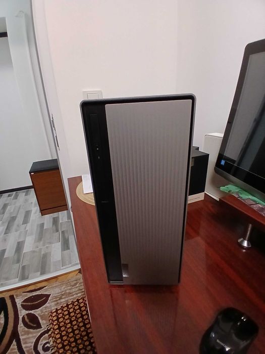 Vand PC lenovo  stare buna de fuctionare
