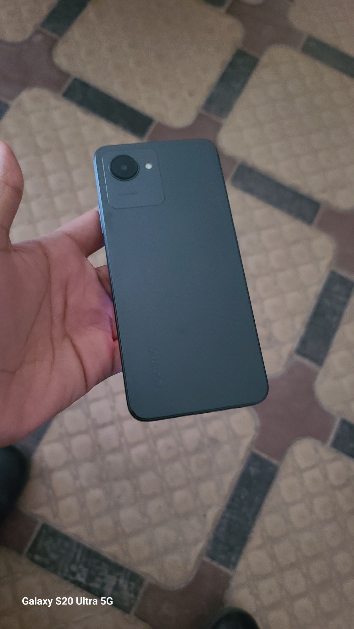 Realme, c 30 yangi karopkasi bor