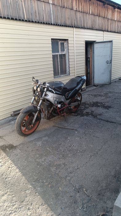Продам мотоцикл Suzuki