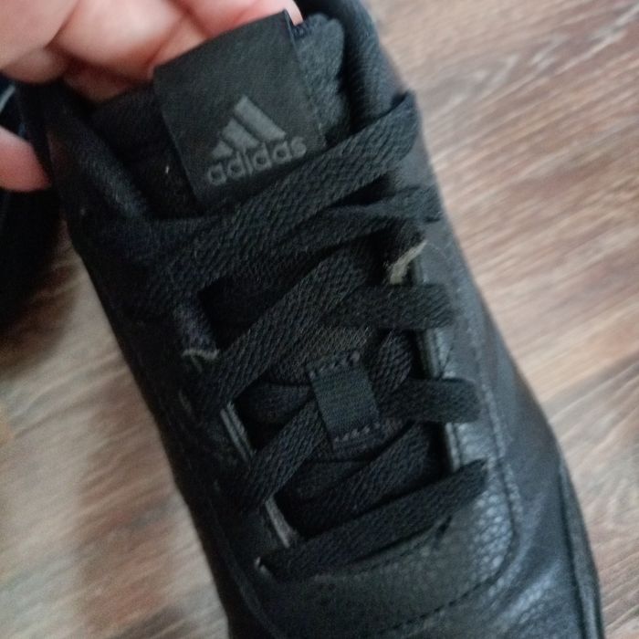 Кожени кецове Adidas