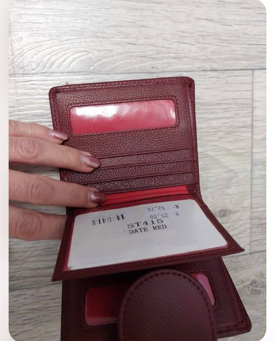 Дамско портмоне,ново