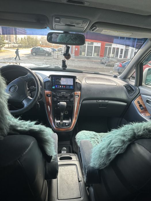 Продам Lexus RX