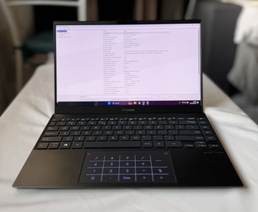 Asus ZenBook UX325EA OLED