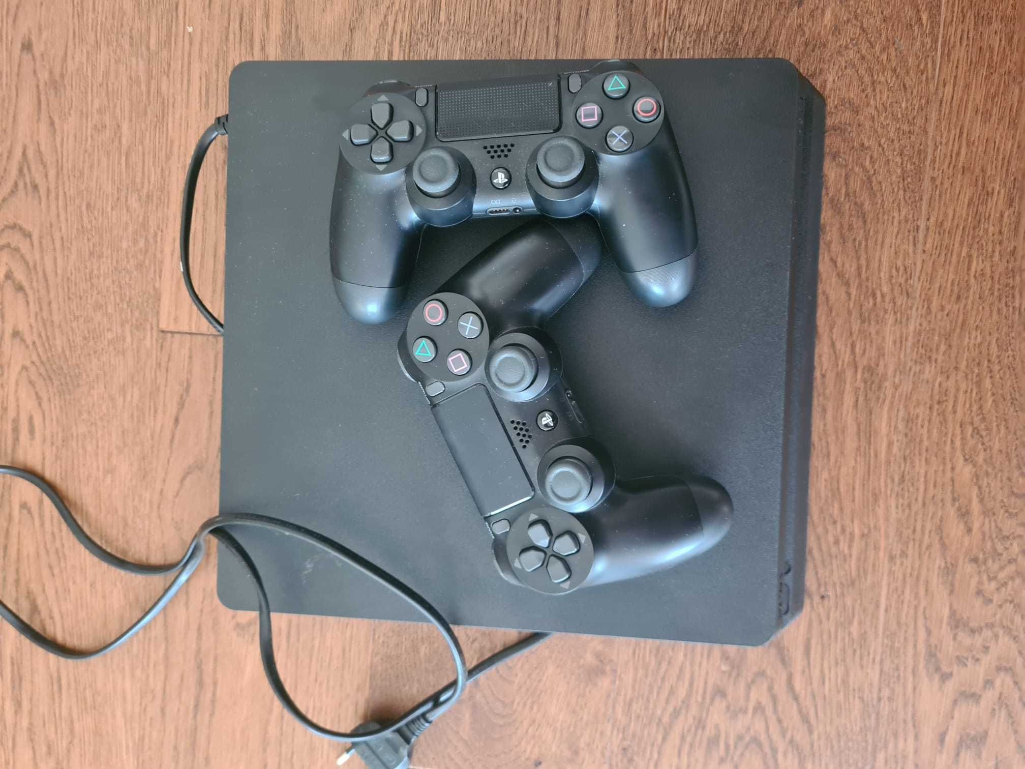 PlayStation 4 Slim 500GB Negru